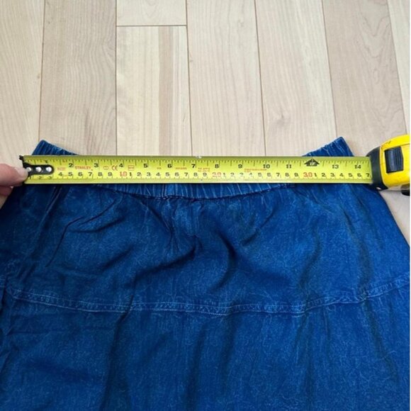 Flowy tiered midi skirt with a denim-print look in lightweight rayon - Picture 4 of 7